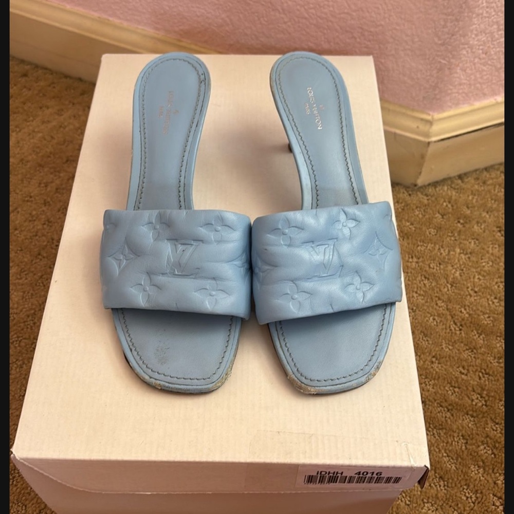 Louis Vuitton Blue Sandals Elegant Slip-On Design